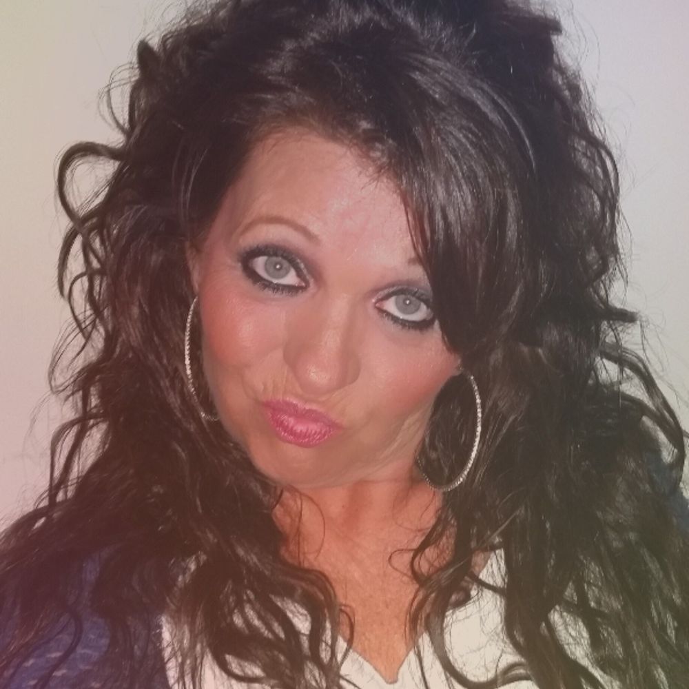 Meet your Posher, Michaela